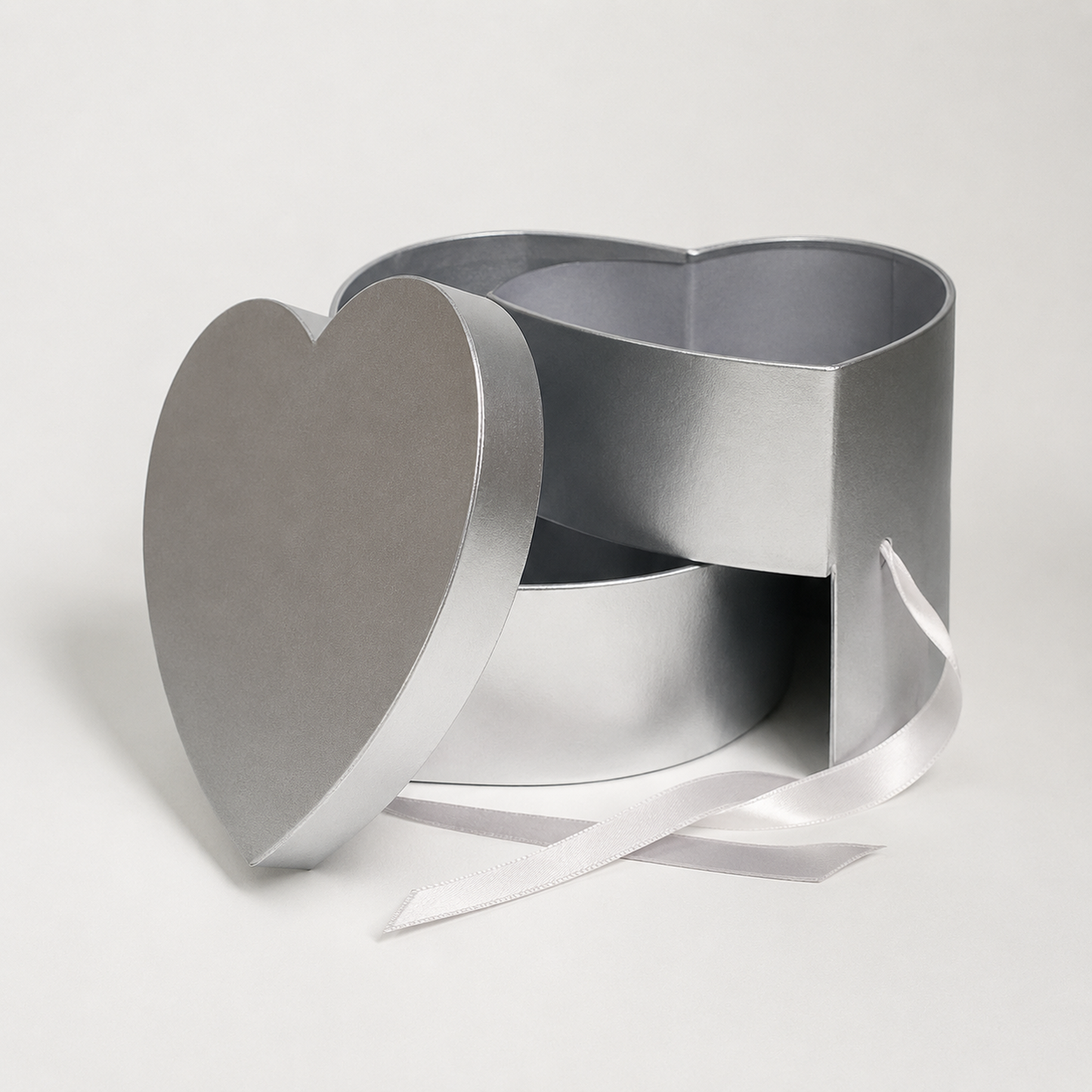 Flowerly Box™ Heart Gift Box Silver
